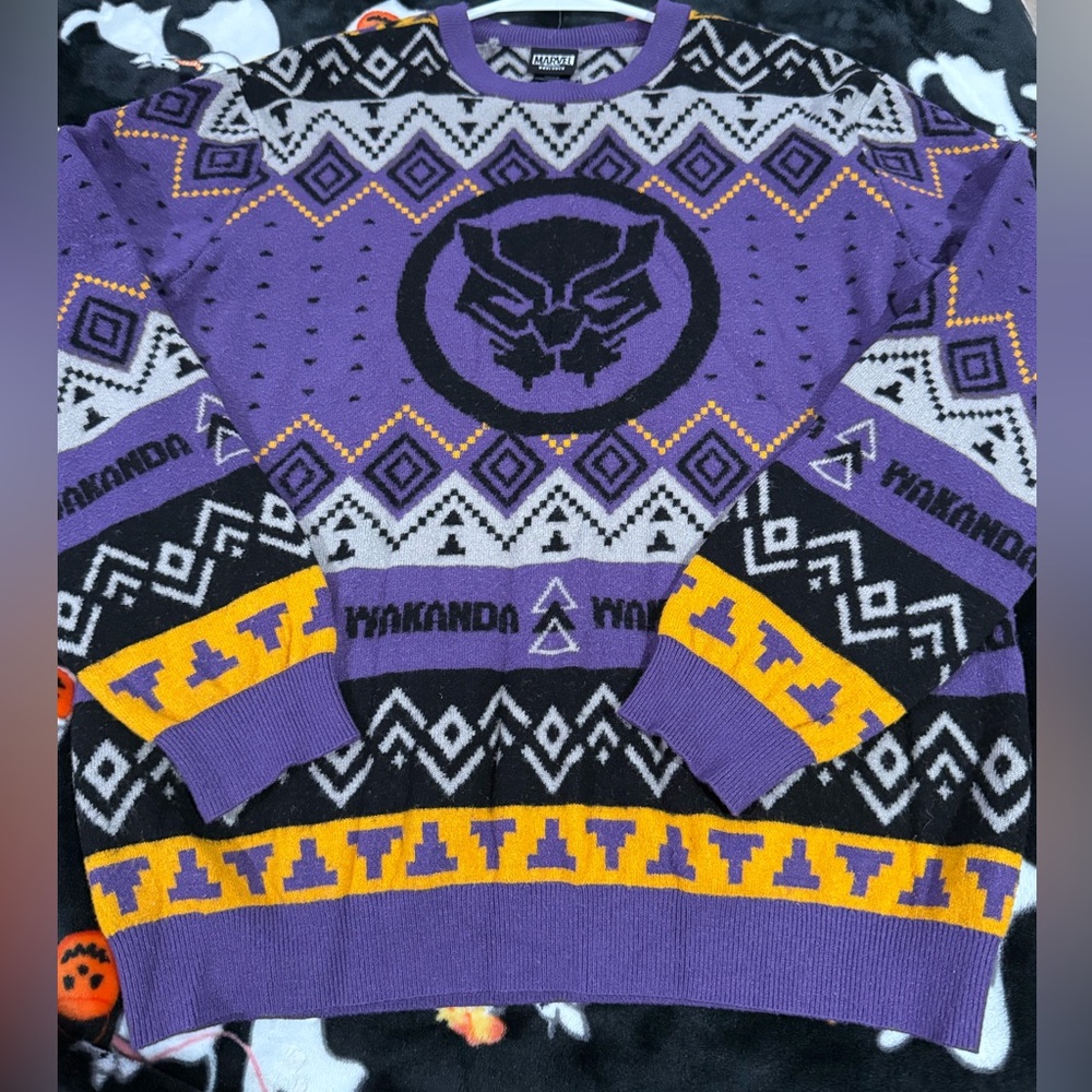 Purple Wakanda Forever “Ugly” Christmas Crewneck Sweater Sz M EUC